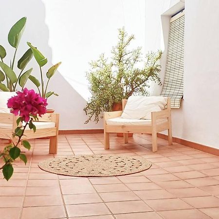 Serendipia: Tu Hogar En Este Blanco Pueblo Фригиляна Екстериор снимка